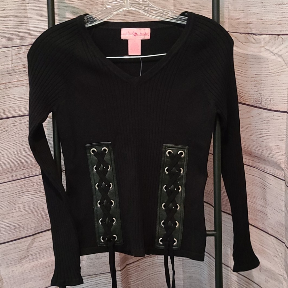 NWT SWEATER WITH TIES ON FRONT